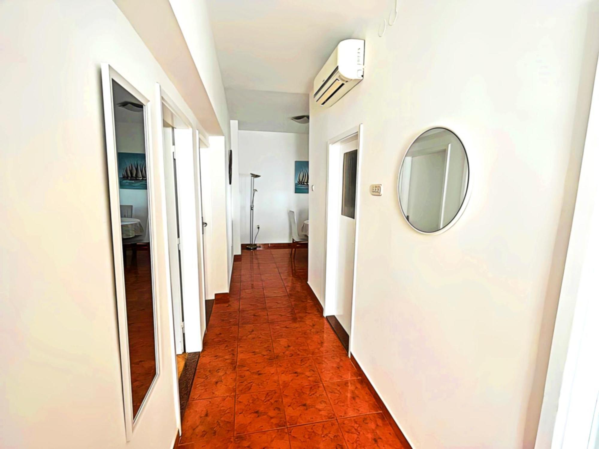 Pomalo Retreat Split